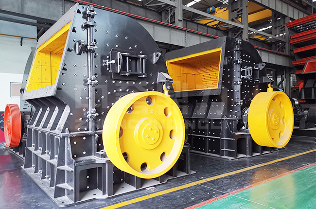 可逆錘擊式(shì)破碎機