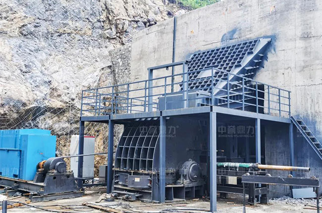 PCZ1515錘式（shì）破碎機