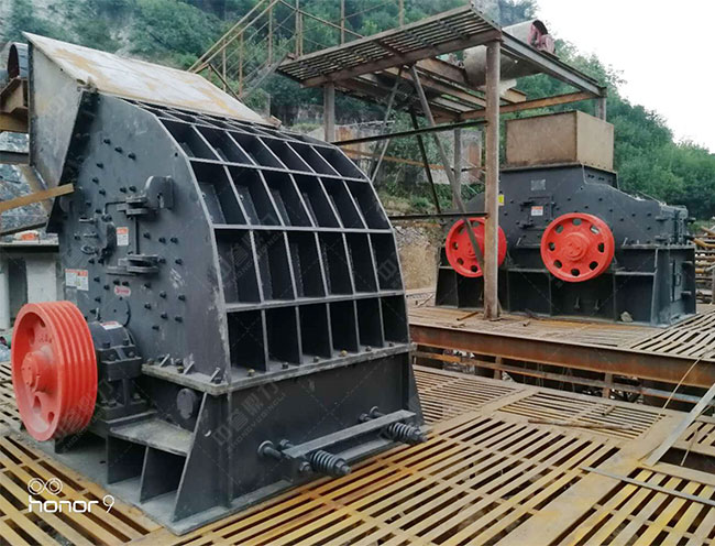 1020錘頭式破碎（suì）機