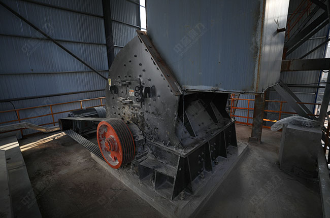 PC1300×1200錘式破碎機