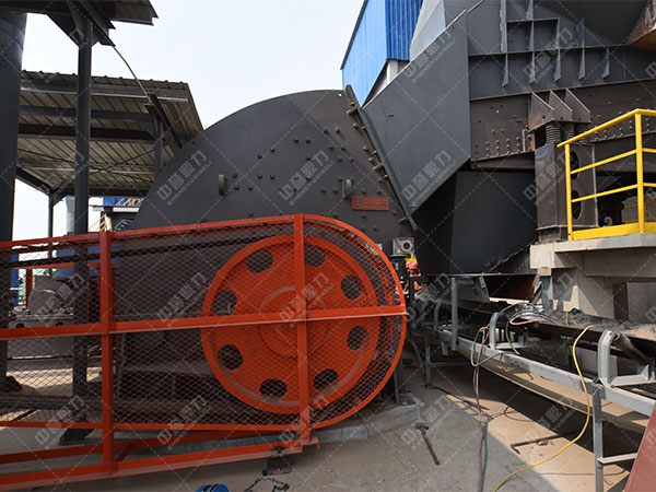 PCZ1310重型錘式破碎機