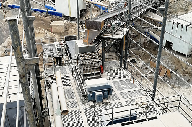 時產1200噸錘式破碎機