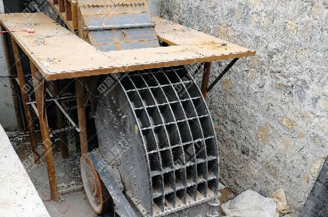 日產200噸錘式破碎機