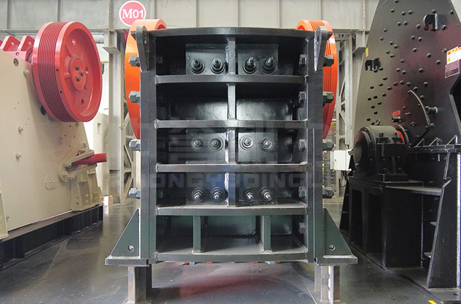 C1412顎式破碎機