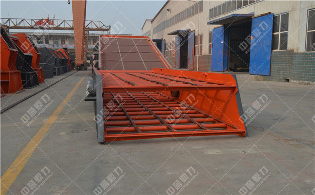 2YKN2160振（zhèn）動篩（shāi）