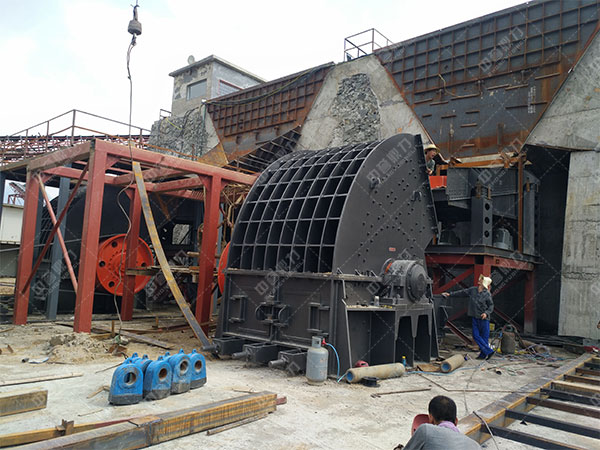 錘式石子破碎機實拍圖展示2