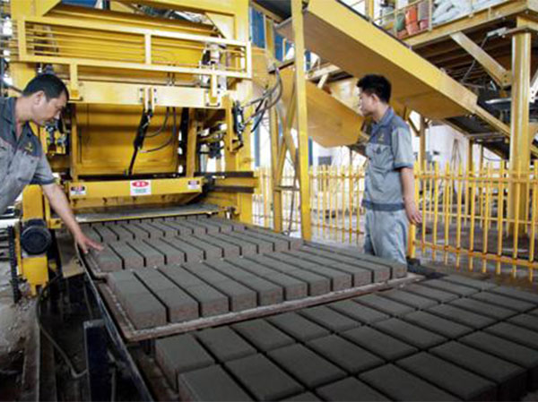 建築垃圾破碎篩分設備