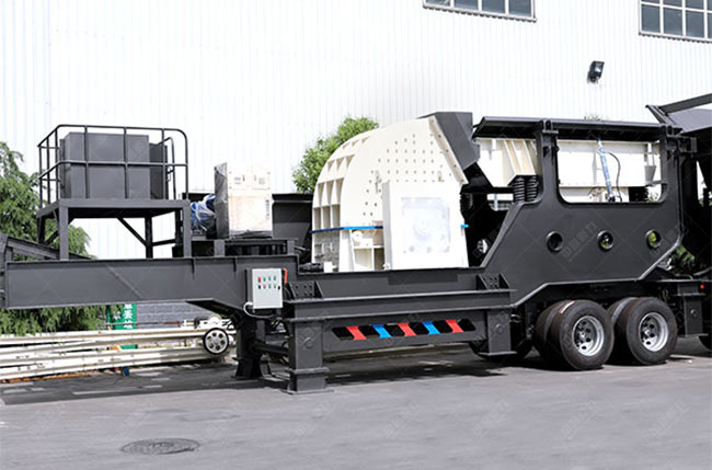 輪（lún）胎移動破碎（suì）機