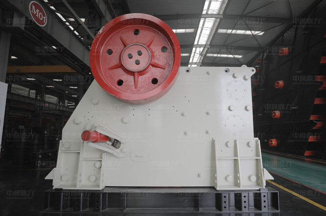 PE-1300×1600破碎機