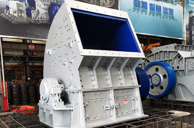 PCZ2122重(chóng)型錘式反擊(jī)破碎(suì)機