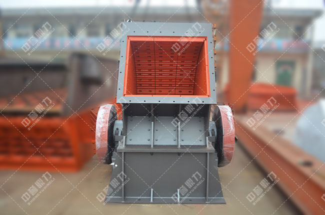 PCZ1614重錘式破碎(suì)機