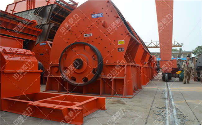 PC0808重型錘式破碎機