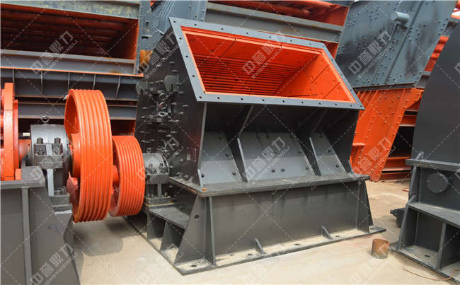 PCD1609单段锤(chuí)式(shì)破碎机