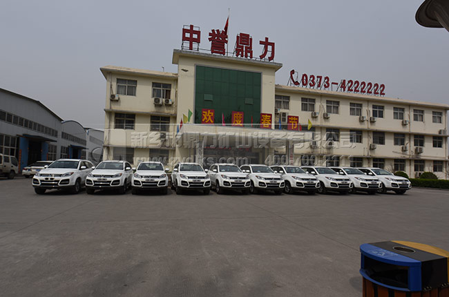 反擊式破碎（suì）機廠家
