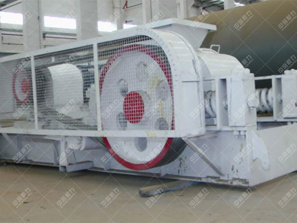 對輥（gǔn）破碎機