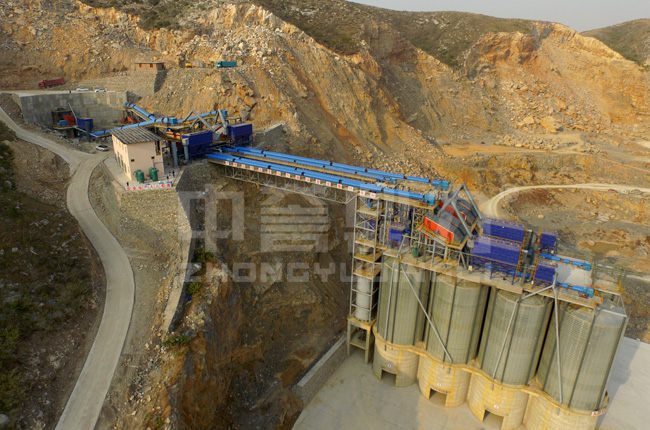 河南新鄉春江（jiāng）水泥時產1500噸（dūn）機製砂石生產線